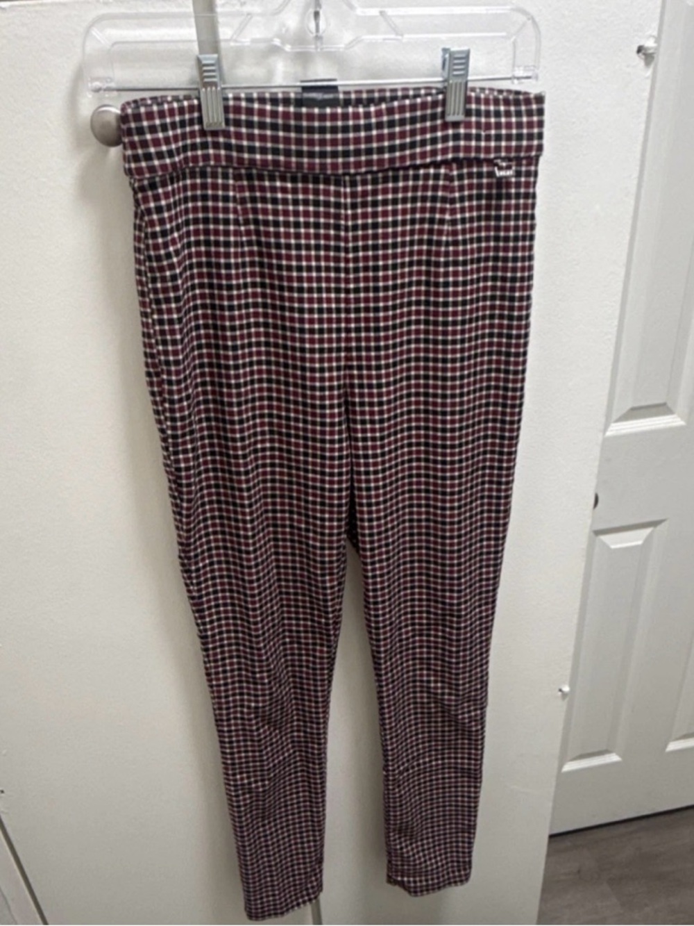 DKNY Burgundy and Black Plaid Skinny Pull-On Pants